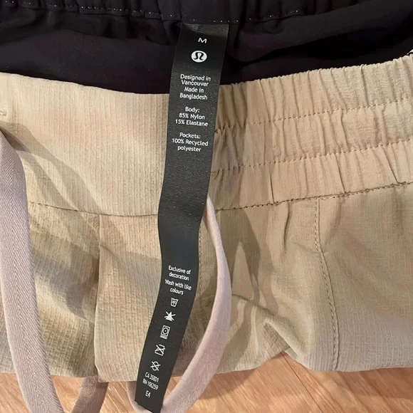 Lululemon Bowline Short 5” Stretch Ripstop - Picture 8 of 9